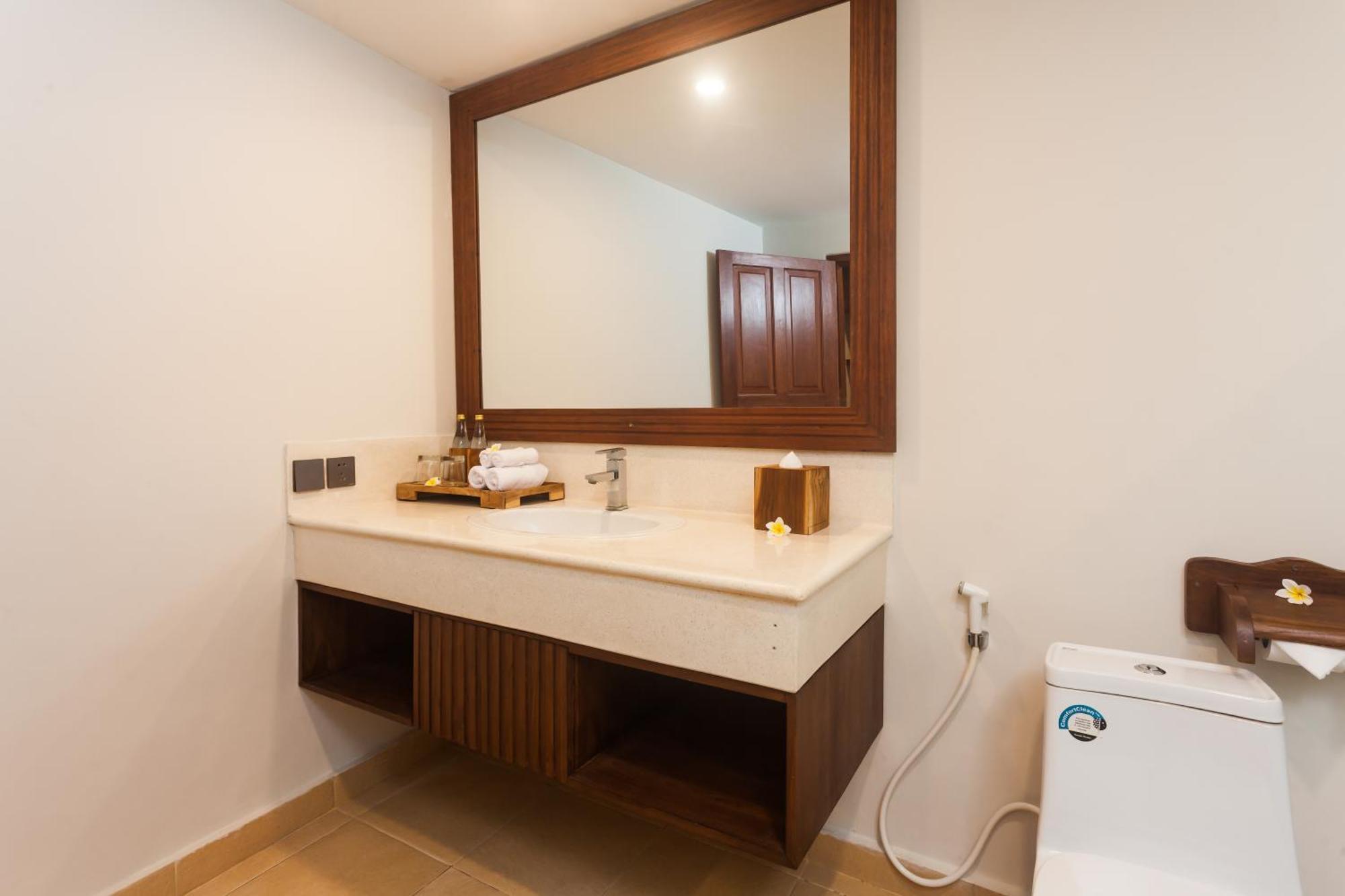 Ghana Villa Seminyak By Pramana Villas Extérieur photo