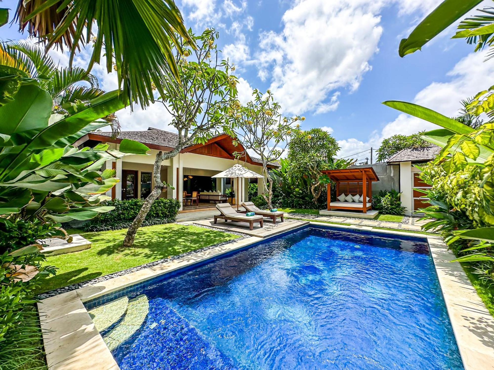 Ghana Villa Seminyak By Pramana Villas Extérieur photo