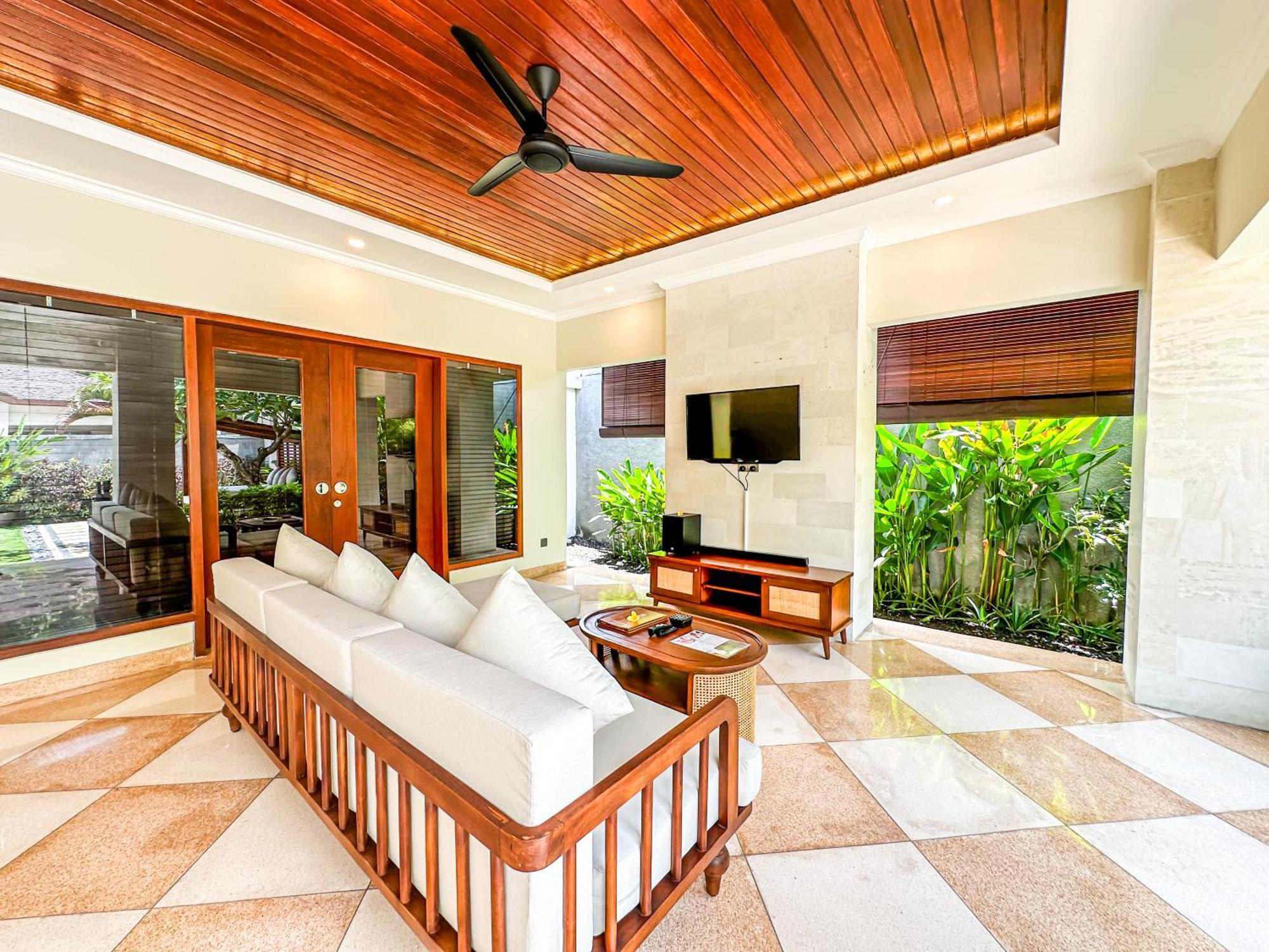 Ghana Villa Seminyak By Pramana Villas Extérieur photo
